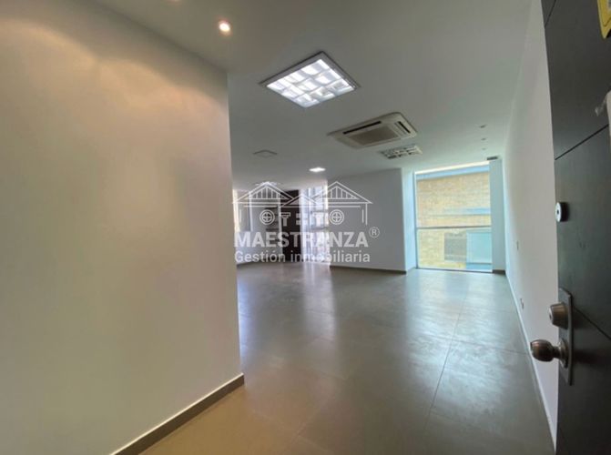 Oficina en arriendo en Los Balsos, Medellín, 52 m² · foto 4 de 10