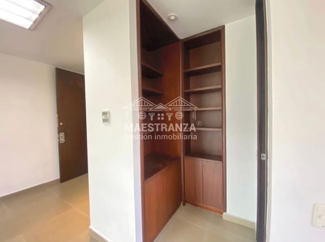 Oficina en arriendo en Los Balsos, Medellín, 52 m² · foto 5 de 10