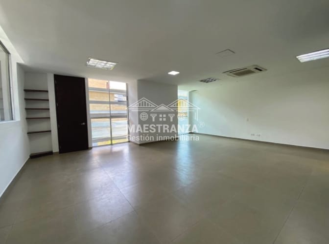Oficina en arriendo en Los Balsos, Medellín, 52 m² · foto 8 de 10