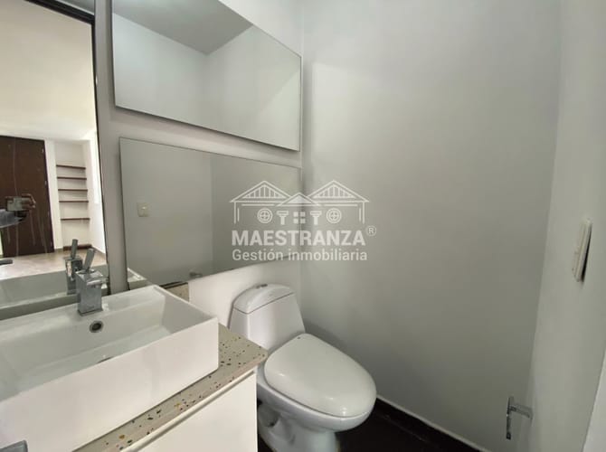 Oficina en arriendo en Los Balsos, Medellín, 52 m² · foto 9 de 10