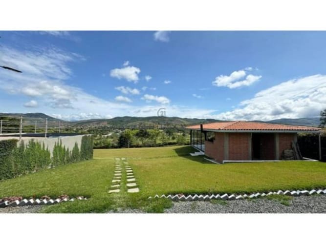 Finca en venta en Manga Vieja, Yumbo, 350 m² · foto 11 de 24