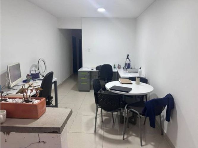 Casa de 6 alcobas en venta en Ciudad Cordoba, Cali, 300 m² · foto 5 de 14