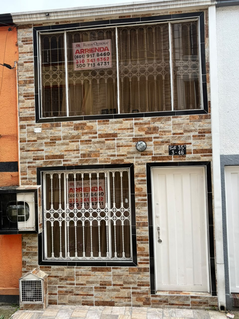 Casa en Arriendo en Villa de los alpes, Bogotá