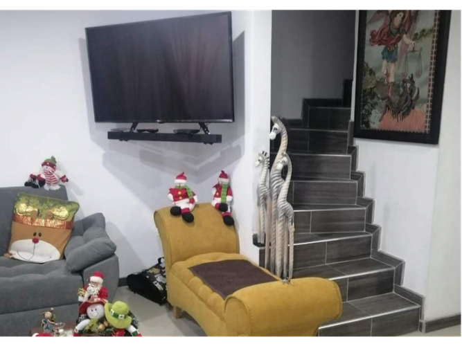 Casa de 4 alcobas en venta en Centro, Funza, 86 m² · foto 4 de 24