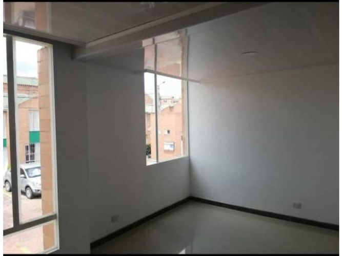 Casa de 4 alcobas en venta en Centro, Funza, 86 m² · foto 7 de 24