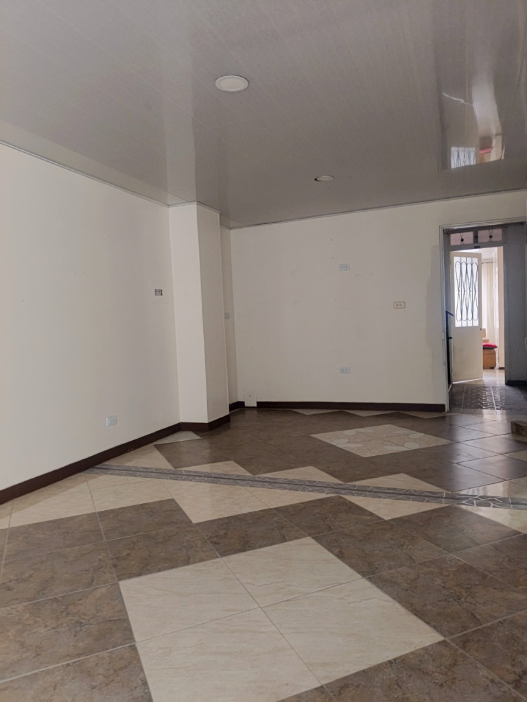 Casa en venta en Ciudad Jardin Sur, Bogotá · foto 10 de 24