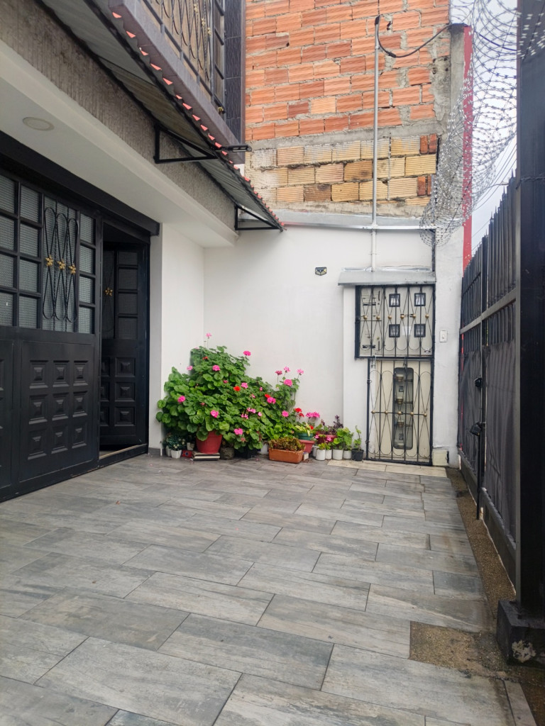 Casa en venta en Ciudad Jardin Sur, Bogotá · foto 17 de 24
