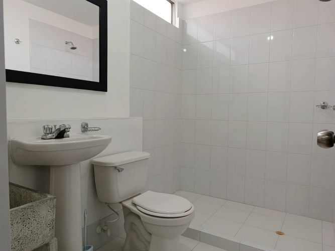 Oficina en arriendo en El Poblado, Envigado, 82 m² · foto 10 de 11