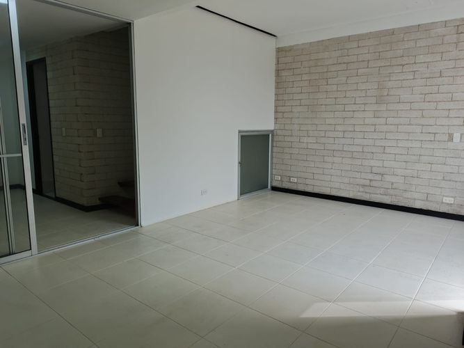 Oficina en arriendo en El Poblado, Envigado, 82 m² · foto 4 de 11