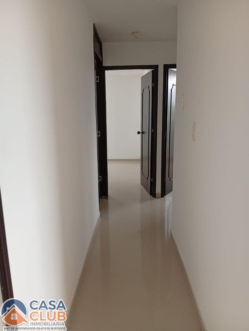 Apartamento de 3 alcobas en venta en Candelaria Et Ii, Piedecuesta, 58 m² · foto 5 de 12