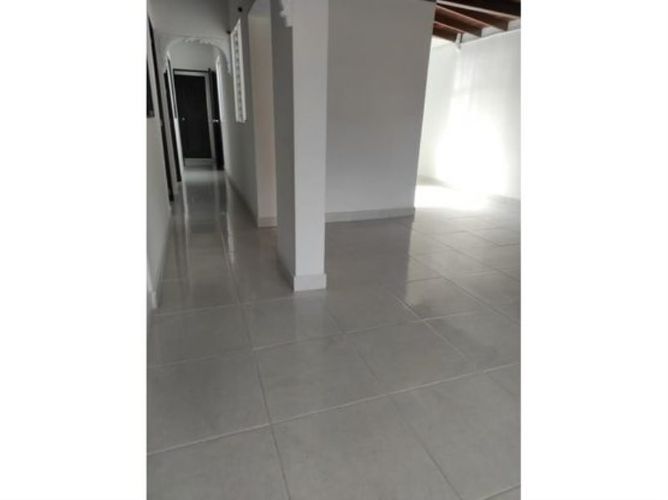Casa de 3 alcobas en venta en Urbanizacion Torres La Palma, Medellín, 90 m² · foto 5 de 10