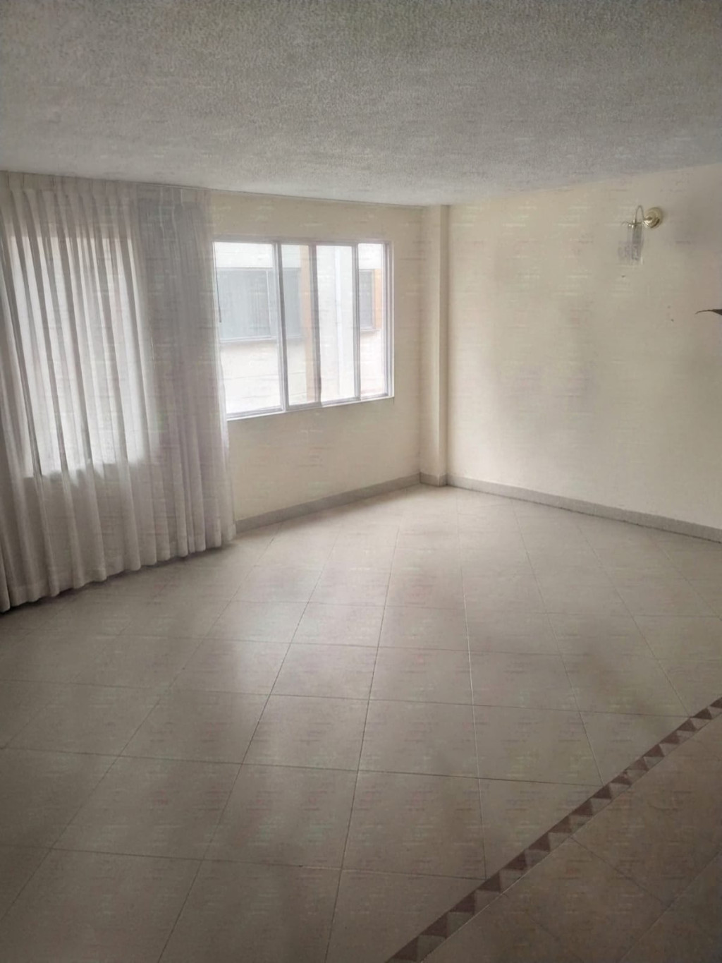 Apartamento en Arriendo en Normandia, Bogotá