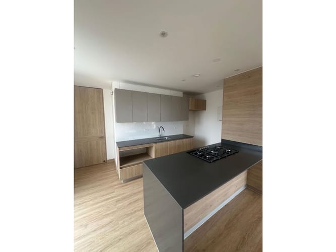 Apartamento de 3 alcobas en venta en Santa Teresita, Cali, 154 m² · foto 10 de 24