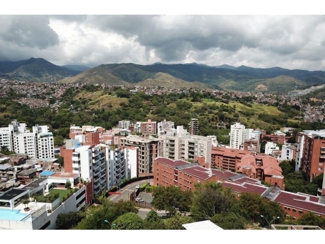 Apartamento de 3 alcobas en venta en Santa Teresita, Cali, 154 m² · foto 16 de 24