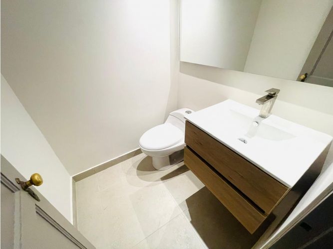 Apartamento en venta en Oviedo, Medellín · foto 5 de 14