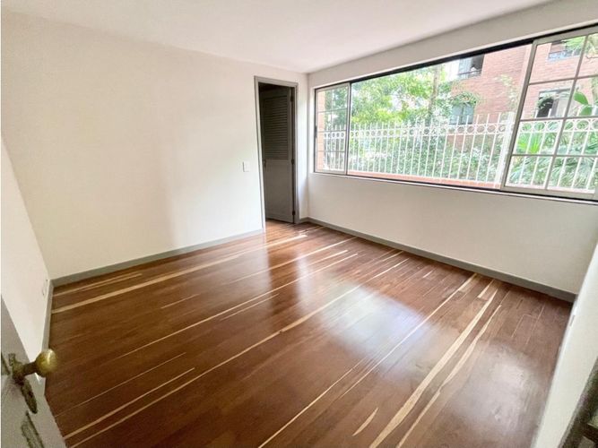 Apartamento en venta en Oviedo, Medellín · foto 13 de 14