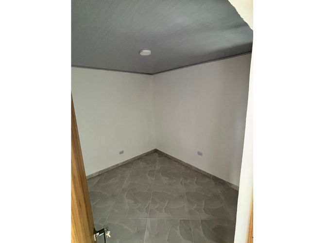Apartamento de 2 alcobas en venta en C. Torres De Monterredondo, Bucaramanga, 50 m² · foto 4 de 8