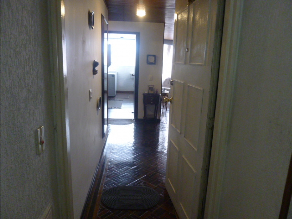Apartamento en venta en Los Andes, Bogotá · foto 3 de 21