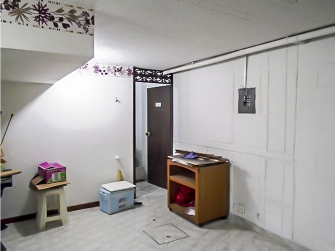 Local en arriendo en La Sebastiana, Envigado, 52 m² · foto 9 de 10