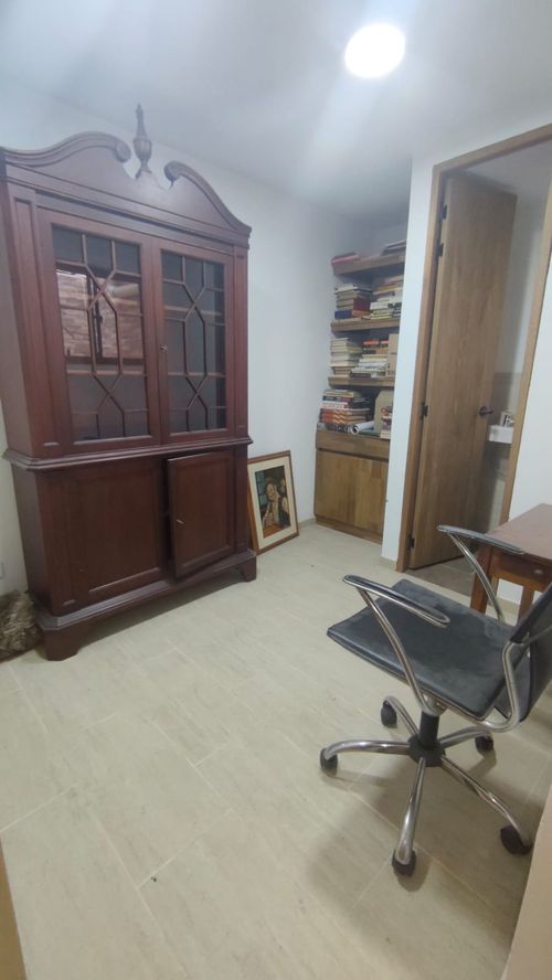 Casa de 3 alcobas en venta en Estadio, Medellín, 143 m² · foto 6 de 14