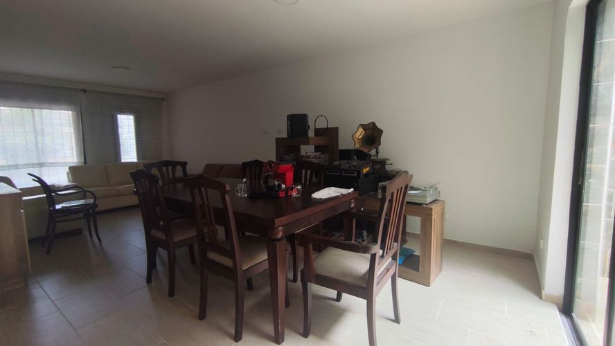 Casa de 3 alcobas en venta en Estadio, Medellín, 143 m² · foto 7 de 14