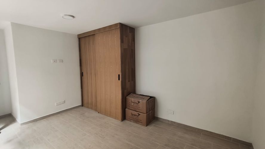 Casa de 3 alcobas en venta en Estadio, Medellín, 143 m² · foto 9 de 14
