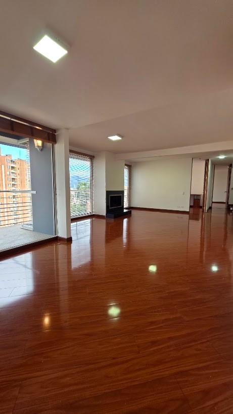 Apartamento en Arriendo en Colina Campestre, Bogotá