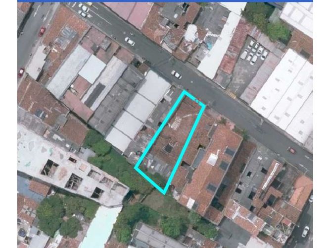 Casa en venta en La Candelaria, Medellín, 411 m² · foto 4 de 5