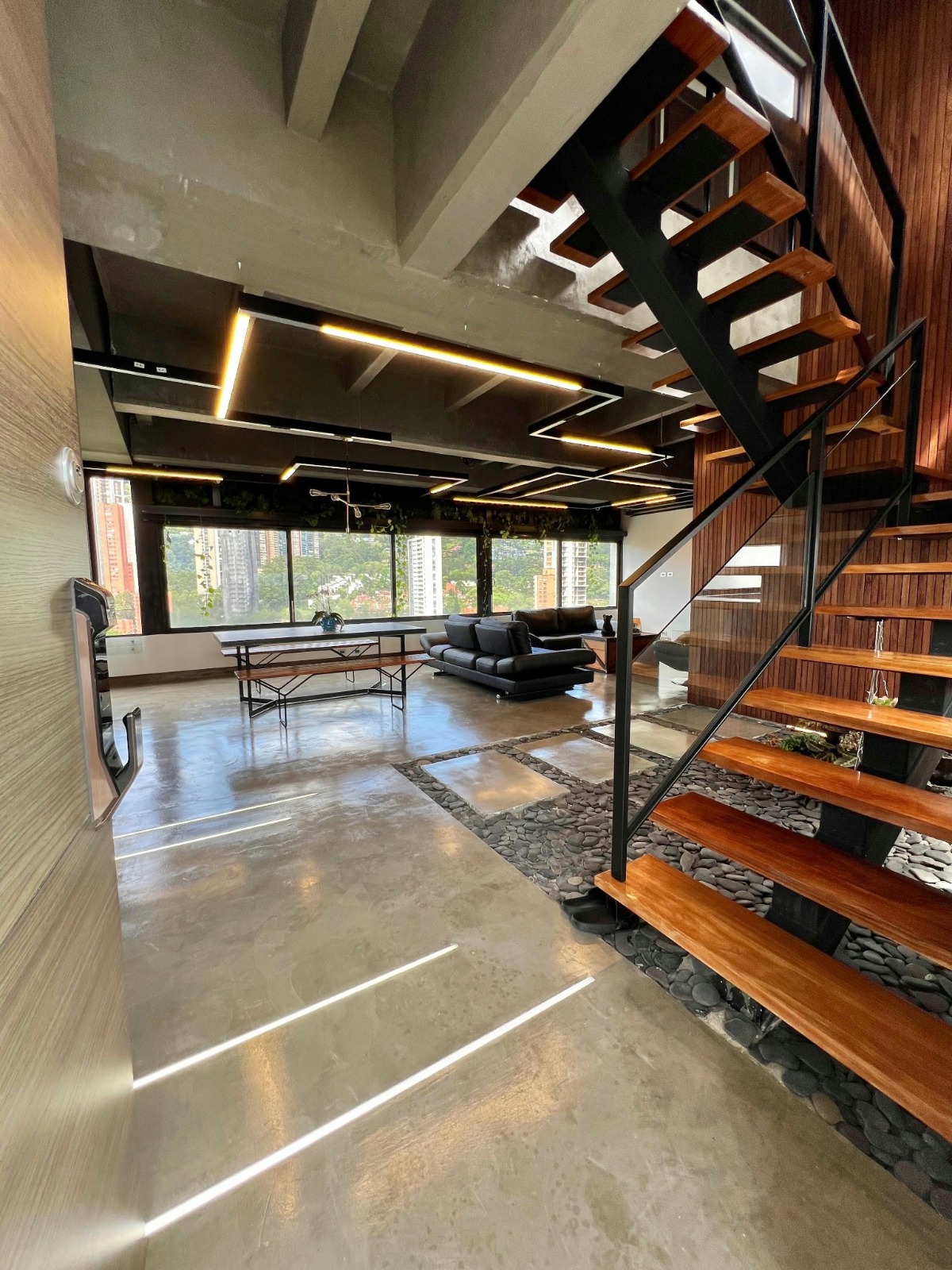 Apartamento en venta en El Poblado, Medellín · foto 2 de 10