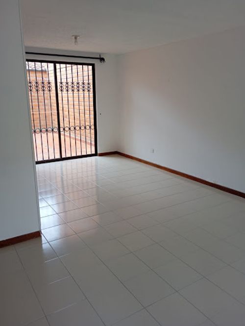 Casa de 5 alcobas en arriendo en Rionegro, 132 m² · foto 9 de 19