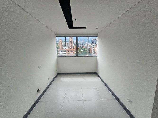 Apartamento de 2 alcobas en arriendo en Castropol, Medellín, 128 m² · foto 7 de 16