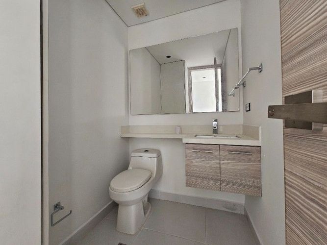 Apartamento de 2 alcobas en arriendo en Castropol, Medellín, 128 m² · foto 13 de 16