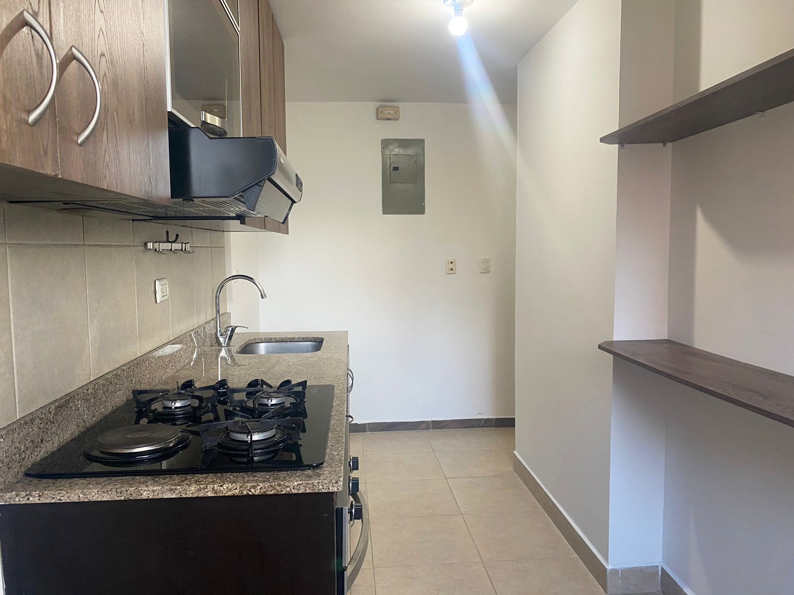 Apartamento en venta en Loma Del Esmeraldal, Envigado · foto 6 de 16