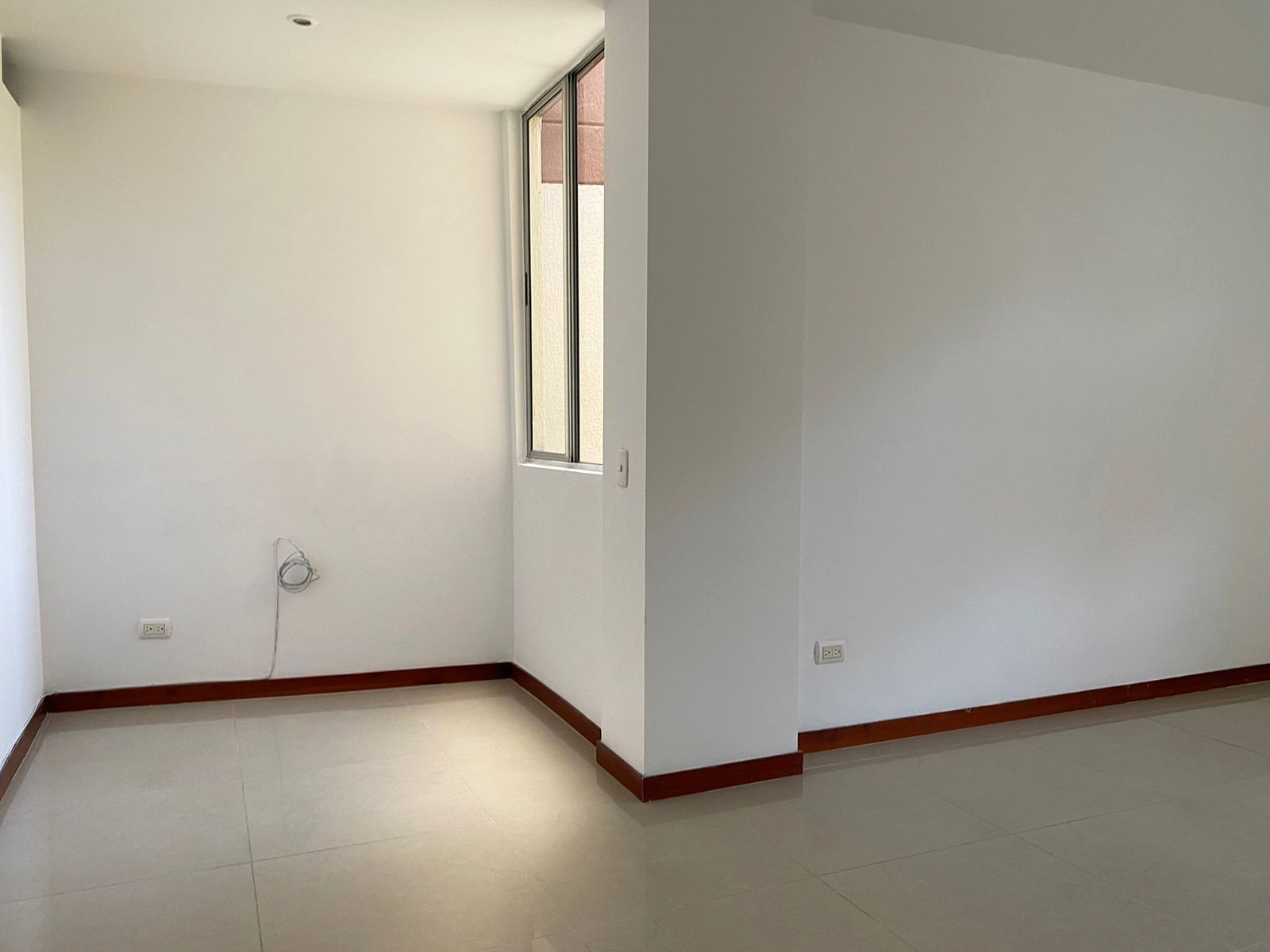 Apartamento en venta en Loma Del Esmeraldal, Envigado · foto 4 de 16