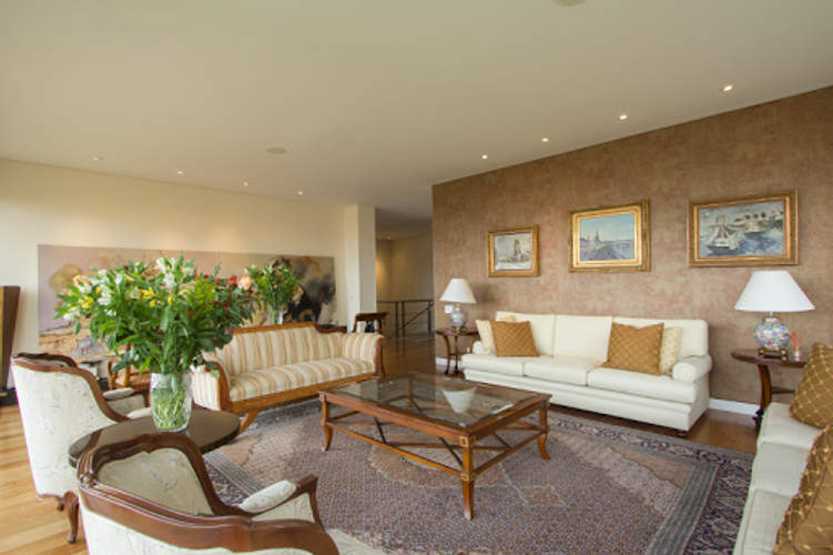 Apartamento de 4 alcobas en venta en Los Rosales, Bogotá, 640 m² · foto 2 de 24