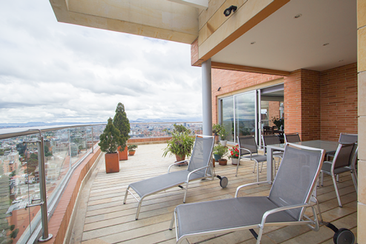 Apartamento de 4 alcobas en venta en Los Rosales, Bogotá, 640 m² · foto 10 de 24