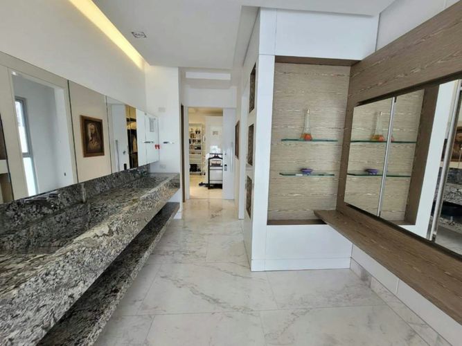 Casa de 6 alcobas en venta en Guayabito, Rionegro · foto 13 de 14