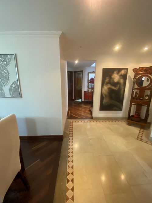 Apartamento en venta en Santa Barbara Occidental, Bogotá · foto 8 de 22