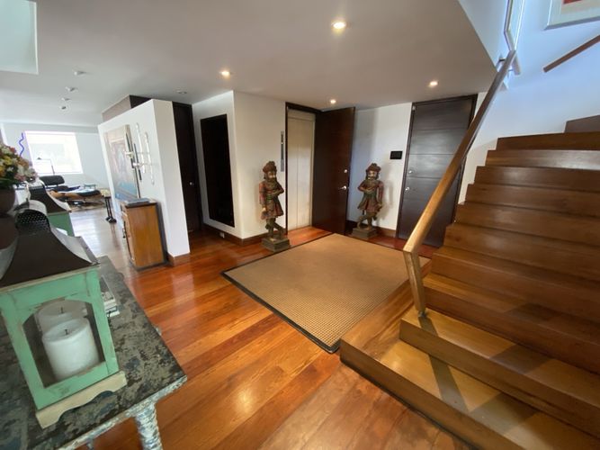 Apartamento de 3 alcobas en venta en El Refugio I, Bogotá, 492 m² · foto 13 de 21