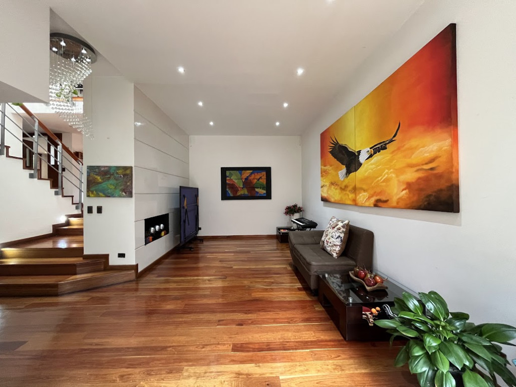 Casa en venta en Casa Blanca Suba, Bogotá · foto 3 de 24