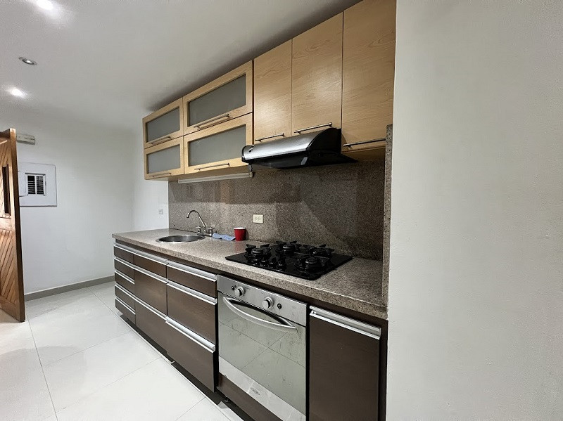 Apartamento en venta en Los Rosales, Bogotá · foto 9 de 24