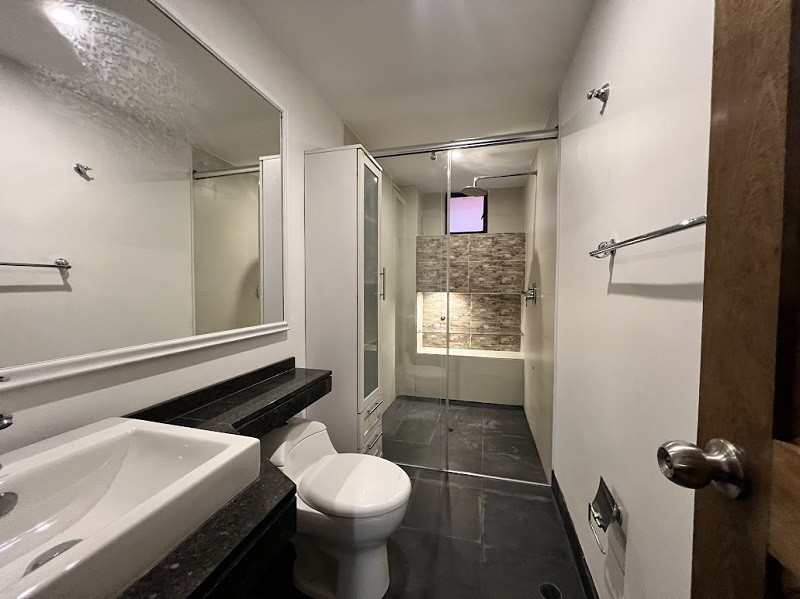 Apartamento en venta en Los Rosales, Bogotá · foto 22 de 24