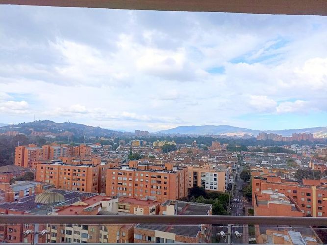 Apartamento en venta en Pontevedra, Bogotá · foto 8 de 15