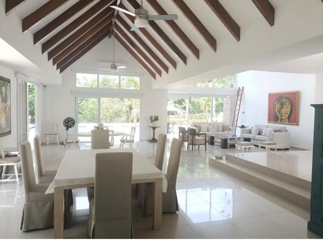 Casa de 5 alcobas en venta en Maizaro, Villavicencio, 618 m² · foto 11 de 22
