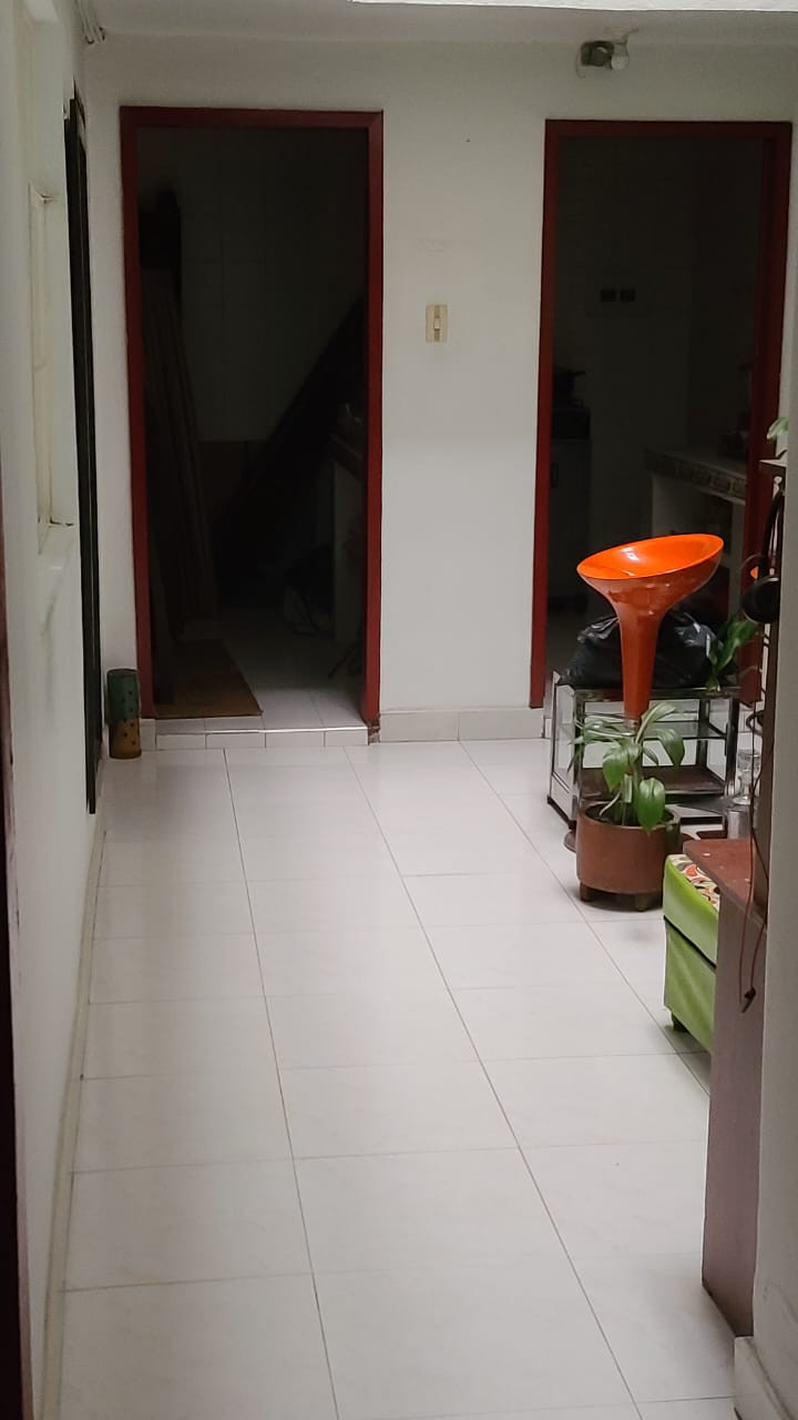 Casa en venta en Simon Bolivar, Bogotá · foto 5 de 24