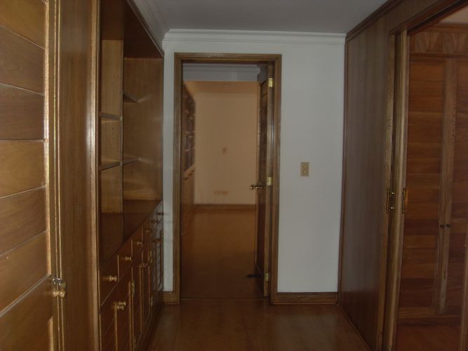Apartamento de 3 alcobas en venta en Chico Norte, Bogotá, 196 m² · foto 6 de 24