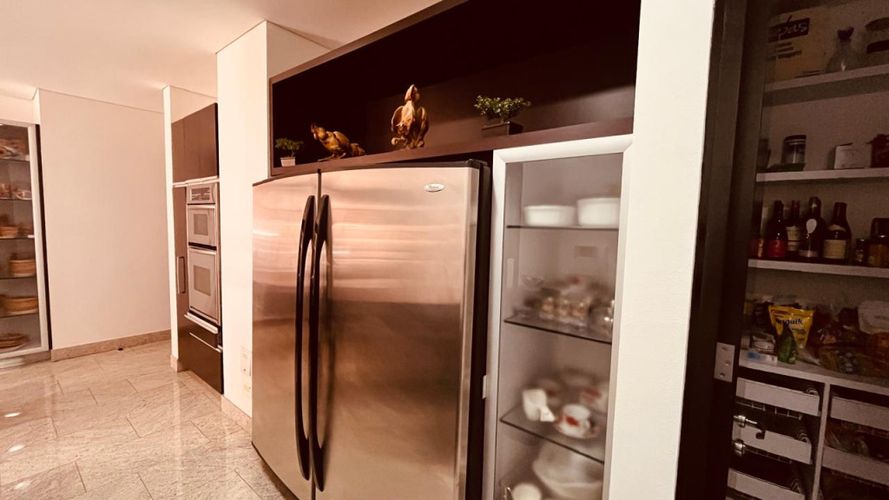 Apartamento de 3 alcobas en venta en Los Rosales, Bogotá, 283 m² · foto 15 de 17