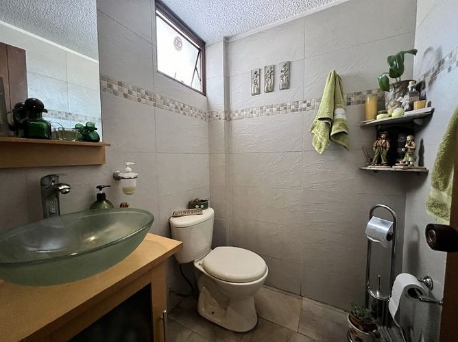 Casa de 4 alcobas en venta en Lindaraja, Bogotá, 172 m² · foto 3 de 24