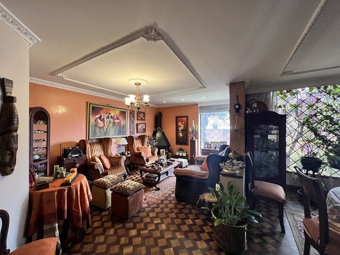 Casa de 4 alcobas en venta en Lindaraja, Bogotá, 172 m² · foto 4 de 24