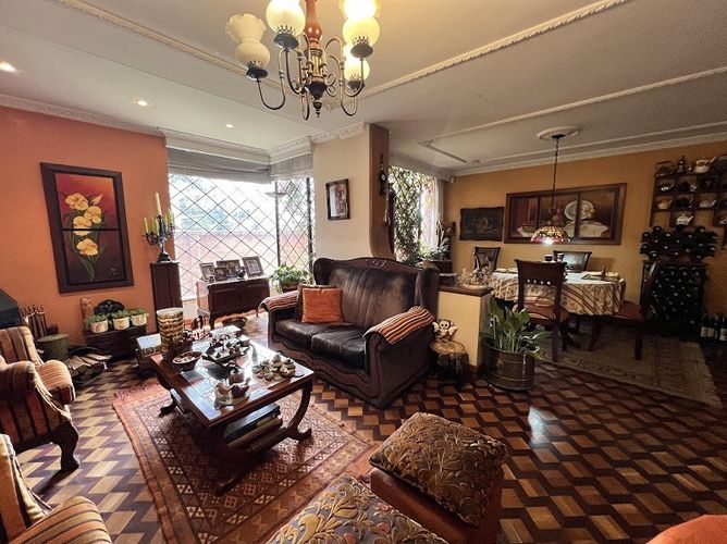 Casa de 4 alcobas en venta en Lindaraja, Bogotá, 172 m² · foto 6 de 24